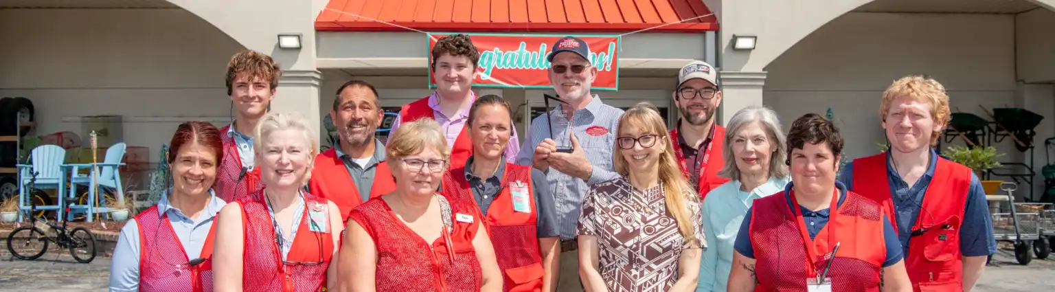Tommy Simpson with Beaufort Hardware & Paint Staff
